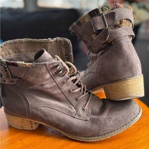 Women's Lace-Up Ankle Boots in Taupe with Buckle Accent